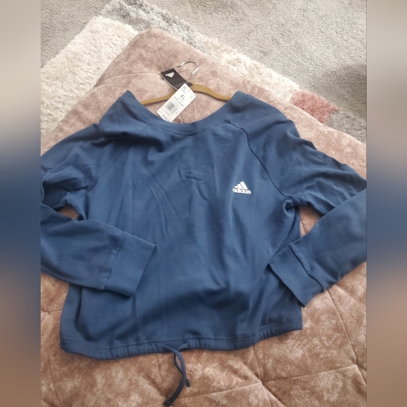 Adidas sweatshirt - Picture 2 of 5
